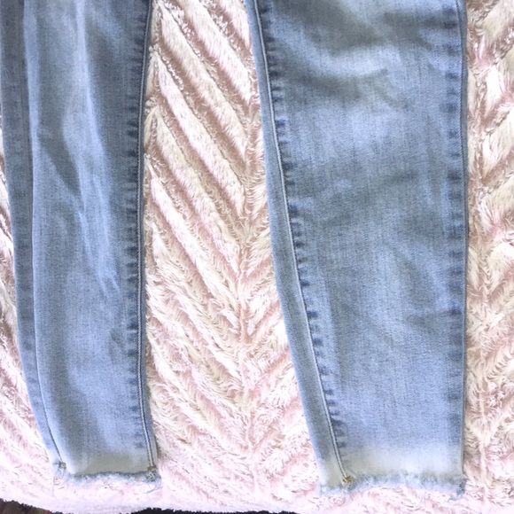 jeans - Picture 2 of 3